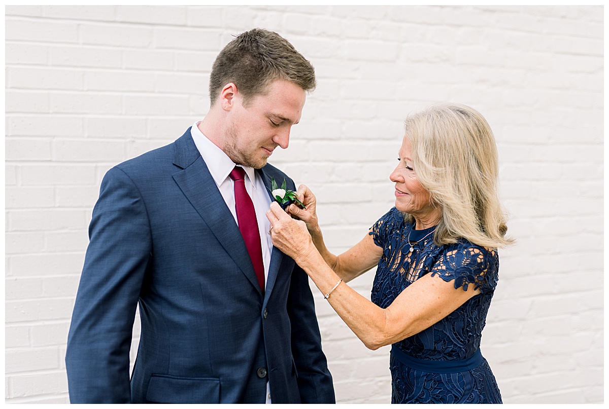 brookside gardens wedding groom with mother